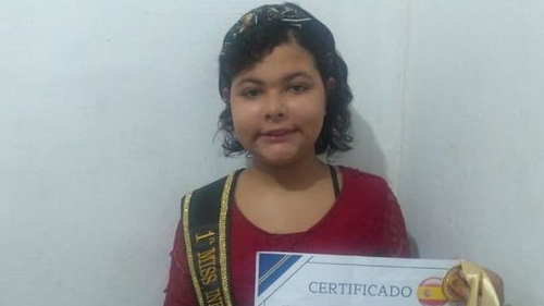 Thalia Melo recebe Prêmio Latinidade Espanha - Brasil