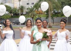 Desfile da Esperança é realizado na Av. Rondon Pacheco pela estilista Maísa Pires