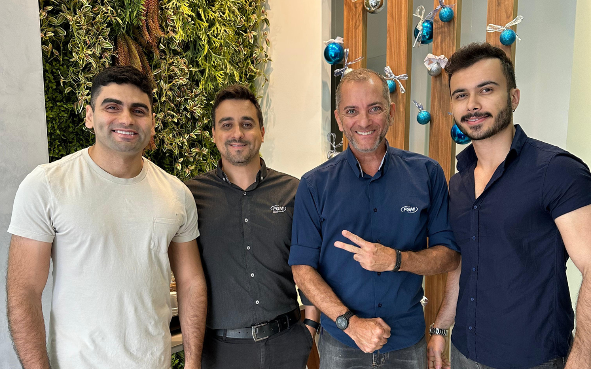 Mentoria e ciência aplicada: treinamentos em reabilitação oral e facial ampliam o impacto da odontologia na saúde da população idosa