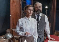 “Freud e o Visitante” traz debate profundo sobre fé, razão e humanidade