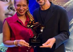 Ana Paula Bassildo conquista Prêmio de Excelência Acadêmica Negra durante evento nacional no Rio de Janeiro